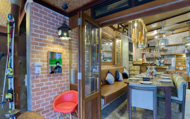 MyHouse Riverside & Pool Villa Near Old Town