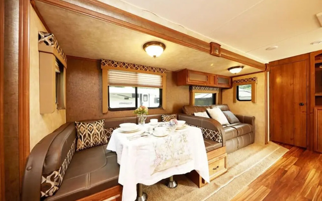 Sunshine Caravan