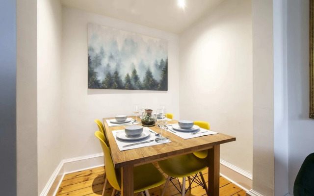 Guestready - Modern Classic Edinburgh Home With Free Parking