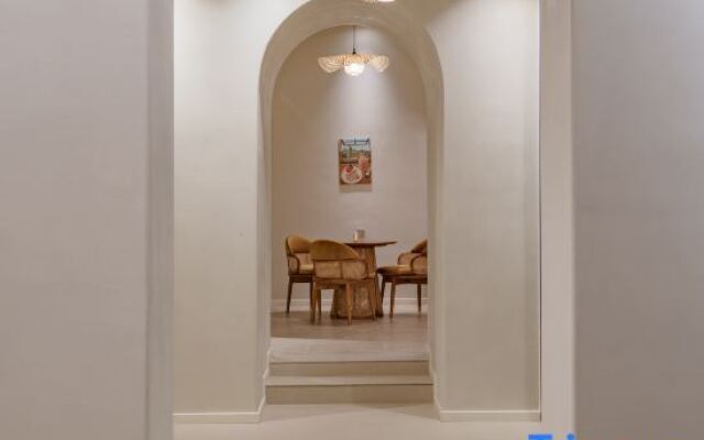 Wind and rain said sea view beauty villa