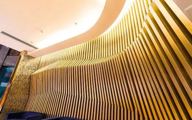 Crystal Spade Hotel