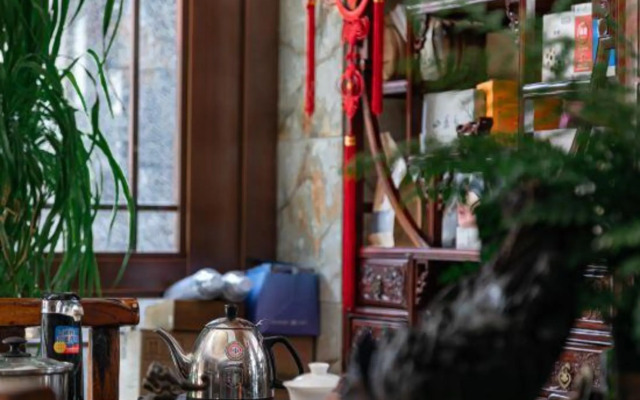 Ziyu Holiday Hotel (Lijiang Ancient City)