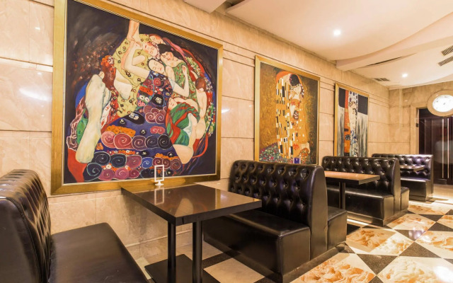 The Sanlitun Inn