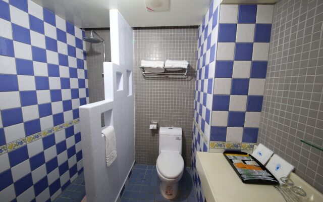 Coconut Grove House B and B