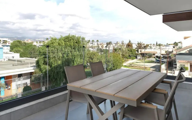 Phaedrus Living: Limassol Opalia Residences Jade
