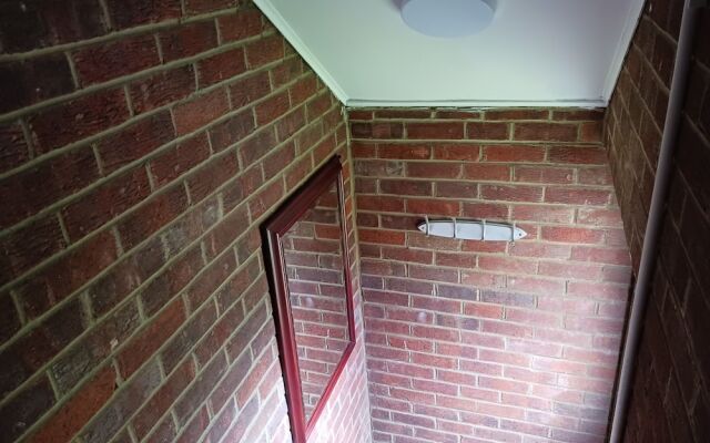 Cosy 1-bed Apartment in Swindon, Private Parking