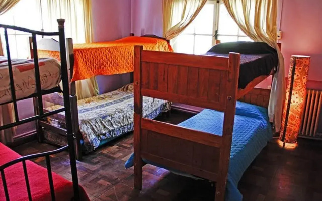 Hostel Halcon