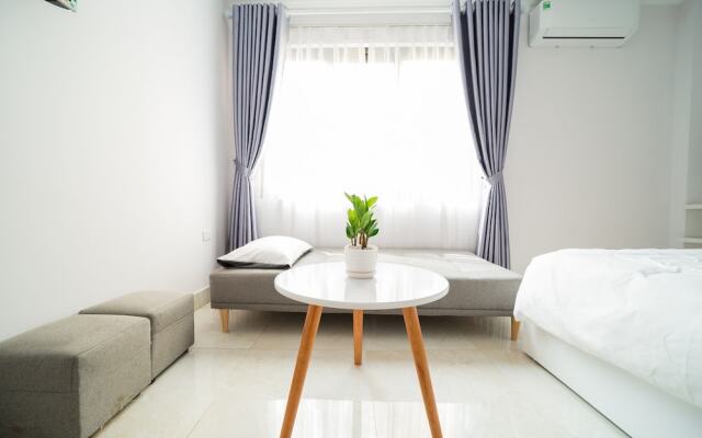 Parkhomes Service Apartment