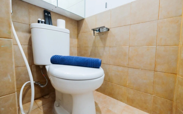 Compact and Cozy Studio Apartment Green Pramuka City