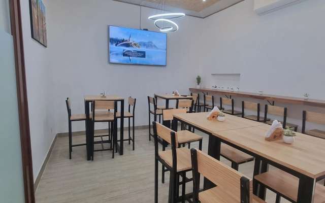 Pirwa Hostel Prada
