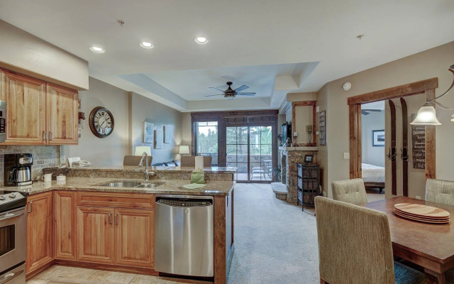 Crystal Peak Lodge by Summit County Mountain Retreats