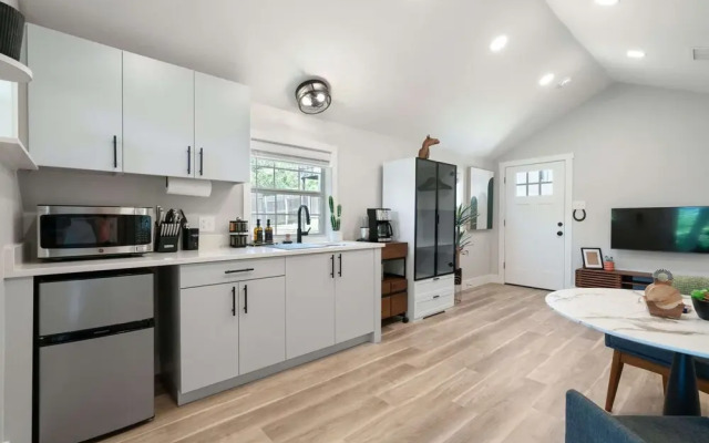 3 Separate Homes Walkable to Soco