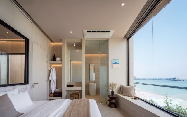 POV Pool Villas