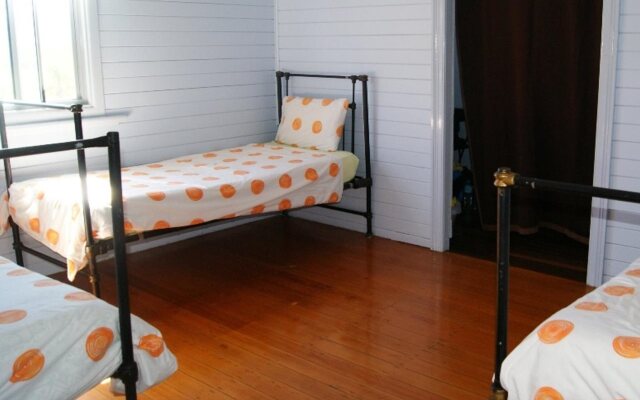 Emu Park Beach Resort