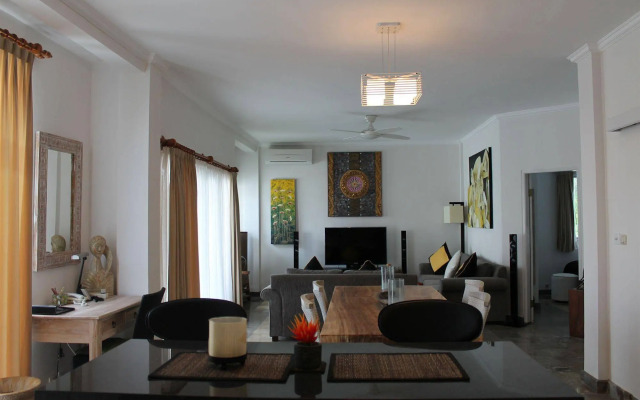 Bali Court Hotel and Apartments