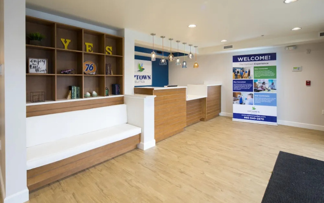 Uptown Suites Extended Stay Denver CO – Centennial