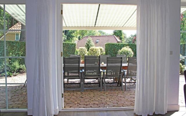 Amazing Home in Lunteren With 6 Bedrooms, Sauna and Wifi