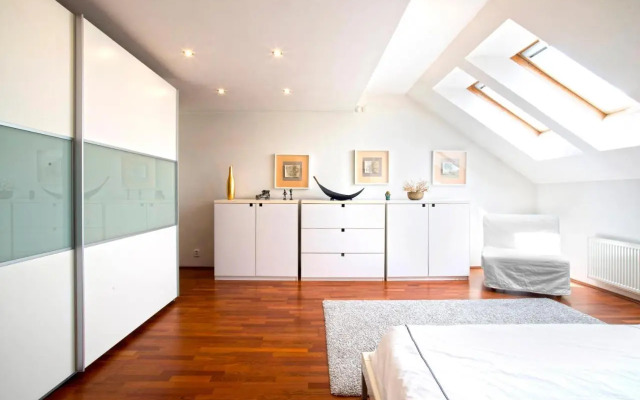Luxury Penthouse Apartment