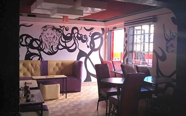 Maendeleo Parkview Hotel