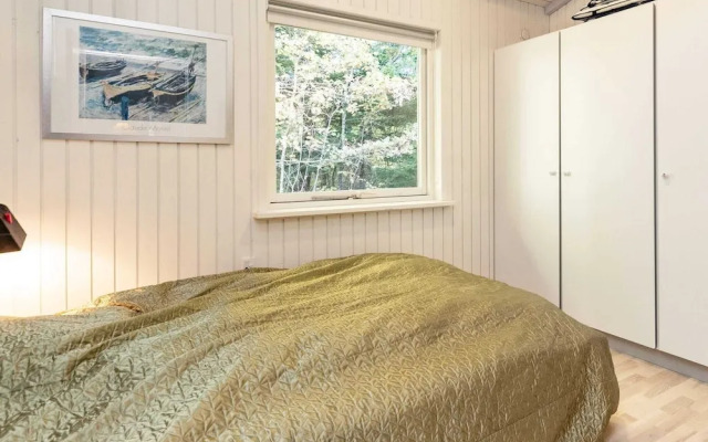8 Person Holiday Home in Roslev