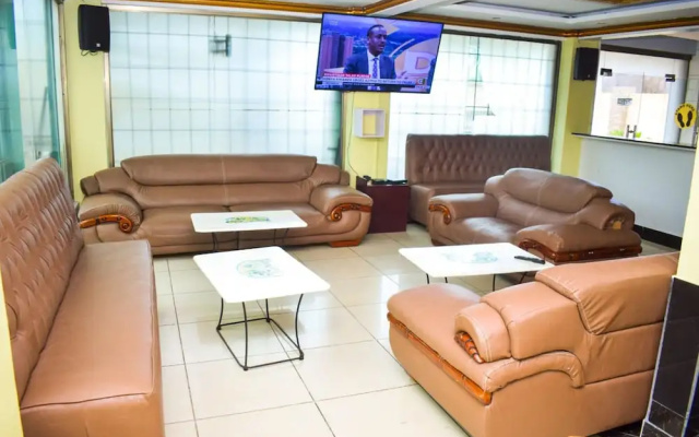 Louis Montfort Grand Resort - Mombasa