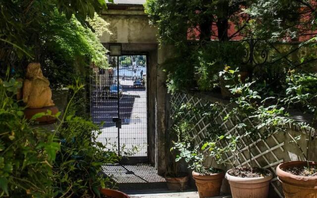 JOIVY Cute 1-bedroom flat next to Lake Como