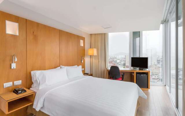 Ramada Encore by Wyndham Lima San Isidro