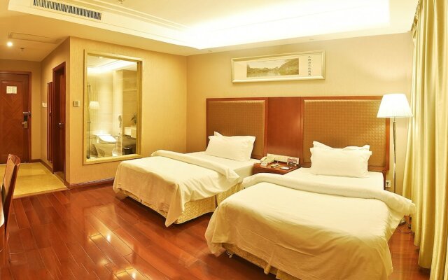 Metropolo Wuyishan Resort