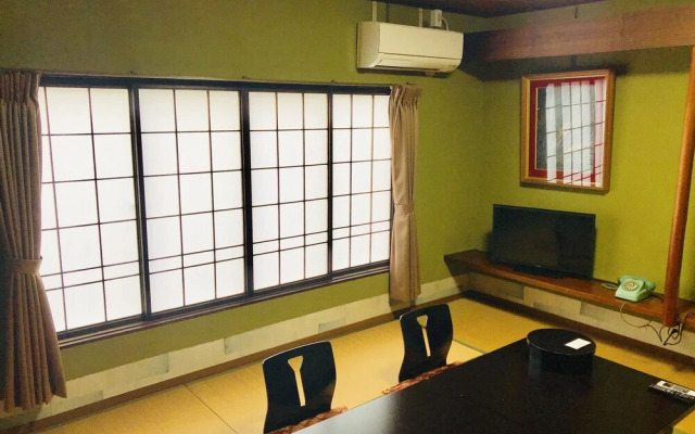 Sinbashi Ryokan