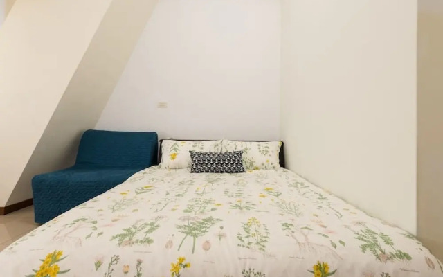 Ximending Florid House