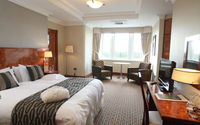 Pier Hotel
