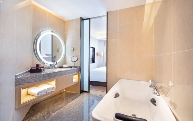 Echeng Hotel (Changchun Yiqi, West High-speed Railway Station)