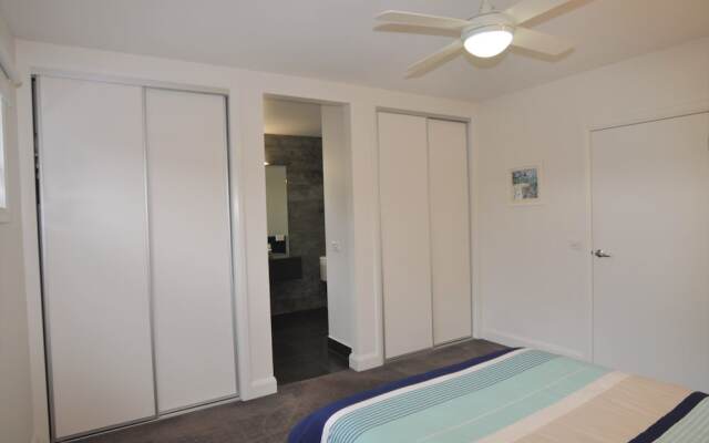 Sunnyside - Surf Side