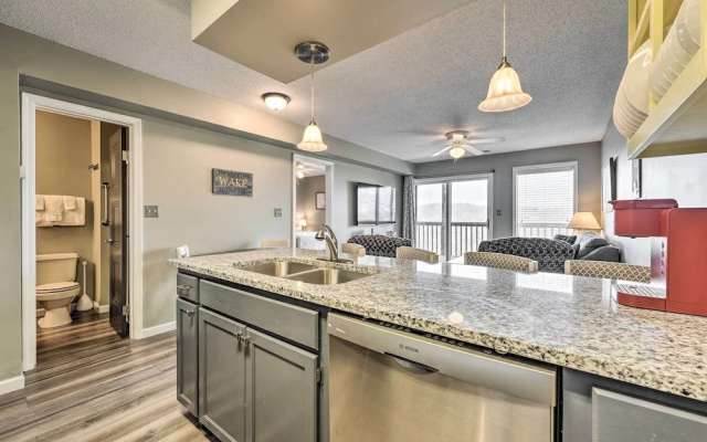 Inviting Branson West Condo w/ Pool Access