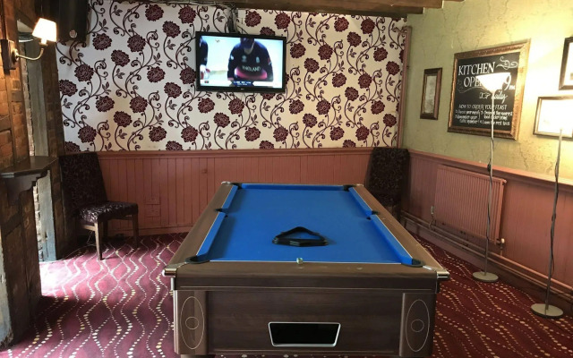 The Royal Victoria & Bull Hotel