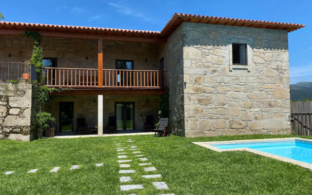 Mariana's HeartMade House