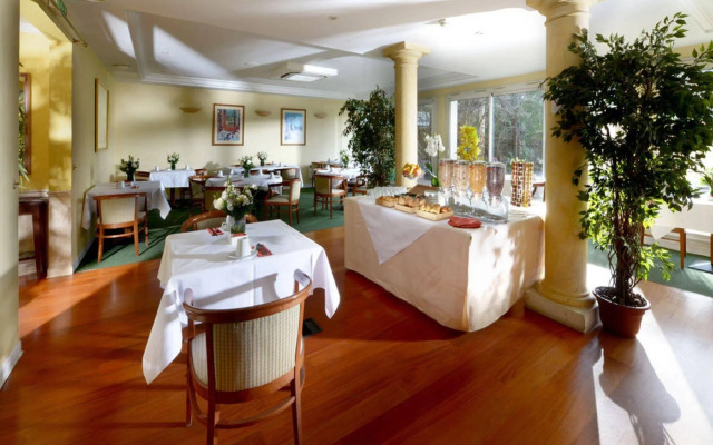 Hôtel Montbriand Antony