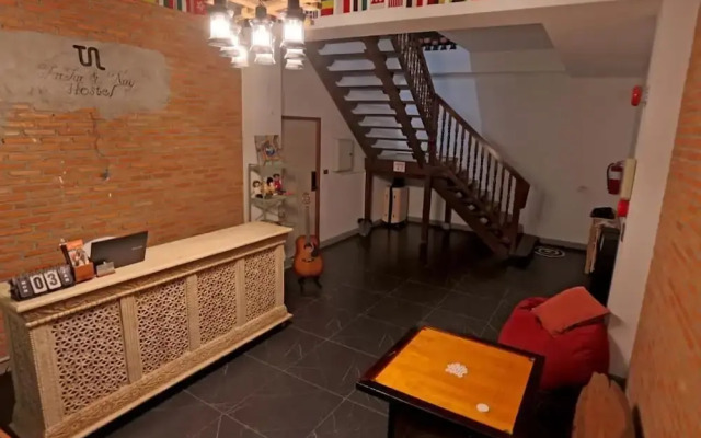 TarTar&Nay Hostel
