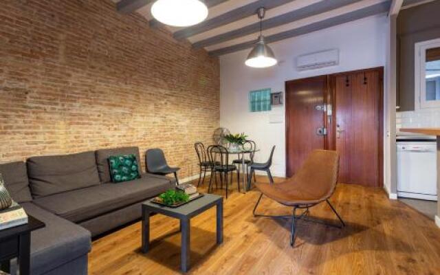 Stay U-nique Apartments Parlament