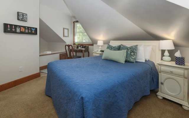 Old Rock Church Bed and Breakfast