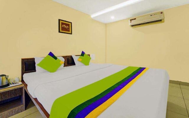 Treebo Surya Comforts, 200 Mtrs From Kolhapur Railway Station