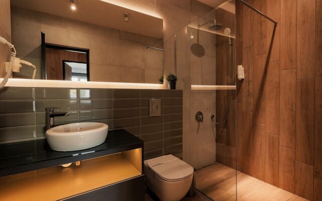 Nest Inn Mirror Apartment