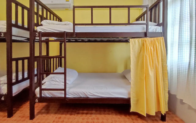 Sleeper  House