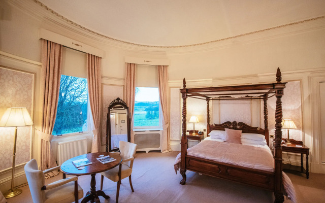 Cornhill Castle Hotel