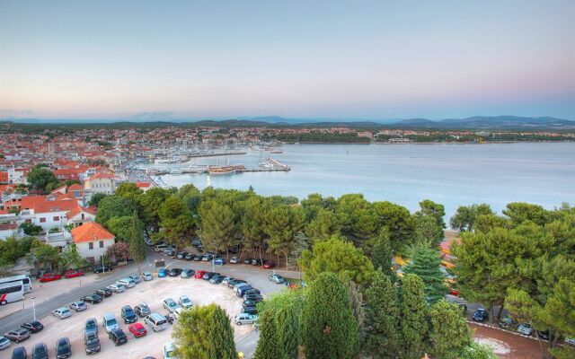 Hoteli Vodice d.d. - Hotel Punta