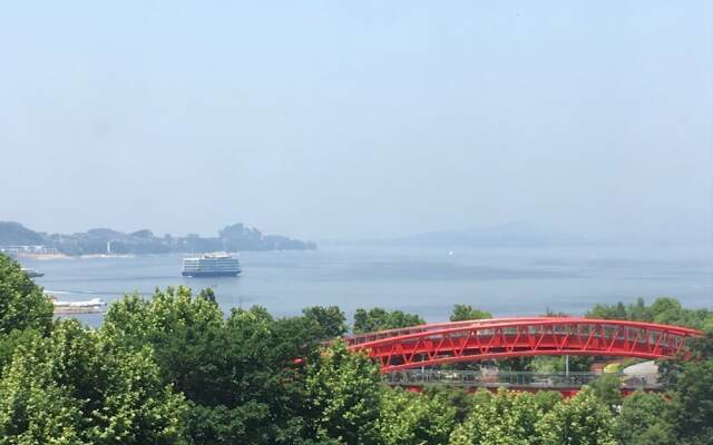 Romaine Vacation Apartment