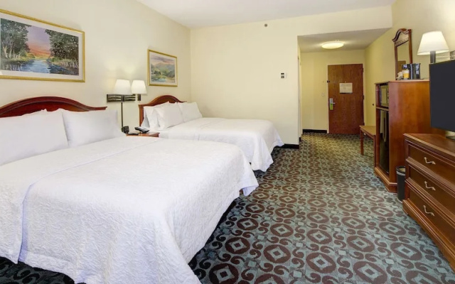 Hampton Inn