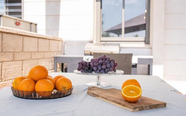 Deluxe AchzivBeach Apartment in Nahariya