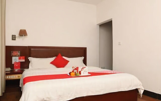 Hanqun Hotel
