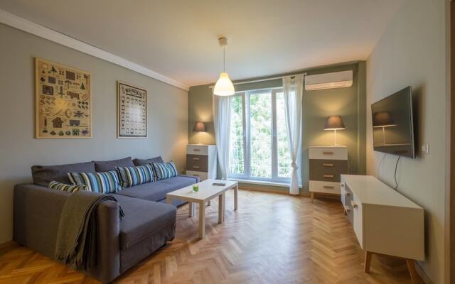 Fm Premium 1 Bdr Apartment Funky Design